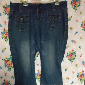 Younique ladies Capri,sz 16, Demin Blue, pre-owned